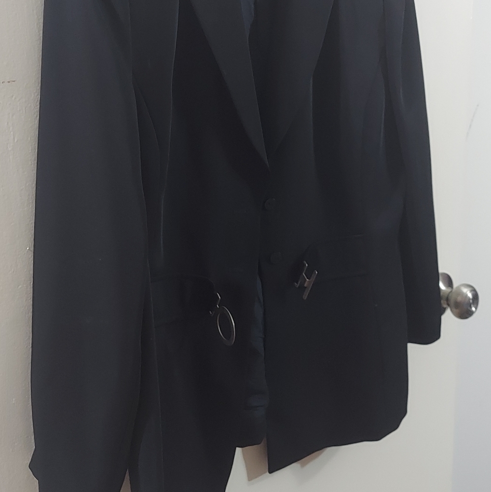 Women's black blazer size 16p